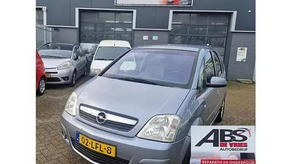 Grijs Gebruikt 2010 Opel Meriva Cosmo MPV | € 2.299 (Super prijs)