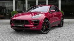 Rood Gebruikt 2015 Porsche Macan Turbo SUV | € 39.950 (Eerlijke prijs)