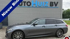 Grijs Gebruikt 2021 BMW 330 Executive Stationwagen | € 30.990 (Super prijs)