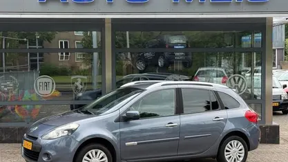 Blauw Occasion 2011 Renault Clio GrandTour Collection Stationwagen | € 3.495 (Eerlijke prijs)