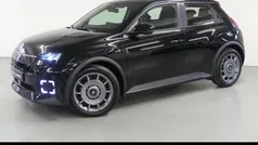 Zwart Nieuw 2025 Renault R5 Evolution Hatchback | € 25.495 (Eerlijke prijs)