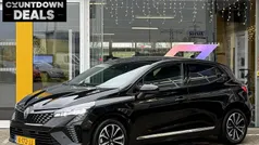 Gebruikt 2023 Renault Clio V Techno Hatchback | € 23.495 (Eerlijke prijs)