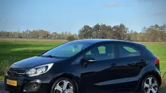 Zwart Gebruikt 2012 Kia Rio Hatchback | € 3.499 (Goede deal)