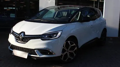 Gebruikt 2022 Renault Scénic IV Intens MPV | € 22.222 (Eerlijke prijs)
