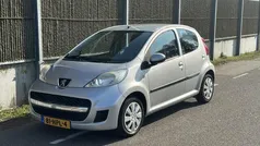 Grijs Gebruikt 2009 Peugeot 107 Hatchback | € 2.999 (Eerlijke prijs)