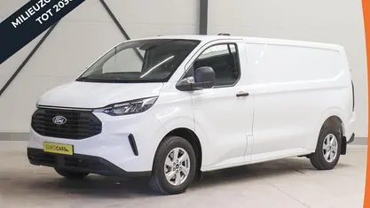 Gebruikt 2024 Ford Transit Custom Trend Van | € 33.990 (Eerlijke prijs)