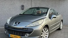 Grijs Gebruikt 2007 Peugeot 207 CC Cabriolet | € 1.390 (Super prijs)