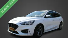 Wit Gebruikt 2020 Ford Focus Business Edition Stationwagen | € 17.895 (Eerlijke prijs)