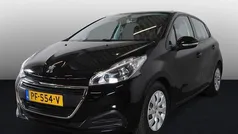 Zwart Gebruikt 2017 Peugeot 208 Active Hatchback | € 9.945 (Eerlijke prijs)