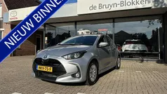 Grijs Gebruikt 2024 Toyota Yaris Hybrid Active Hatchback | € 22.900 (Eerlijke prijs)