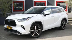 Gebruikt 2022 Toyota Highlander Premium SUV | € 47.990 (Goede deal)