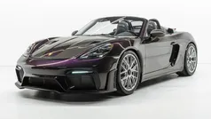 Kleur naar keuze: viola metallic Nieuw 2024 Porsche 718 Spyder Cabriolet | € 331.921