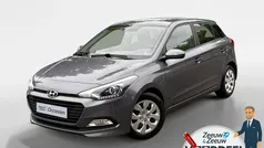Grijs Gebruikt 2018 Hyundai i20 Comfort Hatchback | € 11.840 (Eerlijke prijs)