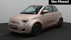 Roze Gebruikt 2023 Fiat 500e La Prima Hatchback | € 23.900 (Eerlijke prijs)