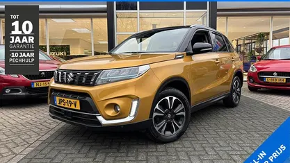Gebruikt 2021 Suzuki Vitara Style SUV | € 23.950 (Eerlijke prijs)