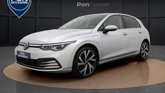 Zilver Gebruikt 2022 VW Golf VIII Style Hatchback | € 23.850 (Goede deal)