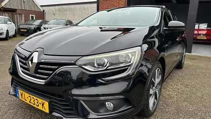 Occasion 2016 Renault Mégane IV Bose Edition Hatchback | € 7.950 (Eerlijke prijs)