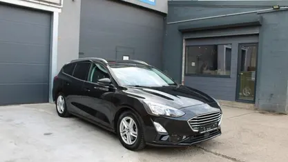 Zwart Gebruikt 2020 Ford Focus Cool & Connect Stationwagen | € 12.499 (Goede deal)