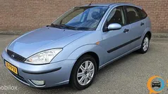 Gebruikt 2004 Ford Focus Futura Hatchback | € 1.249 (Eerlijke prijs)