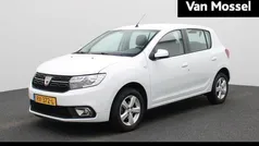 Wit Gebruikt 2018 Dacia Sandero Hatchback | € 9.740 (Eerlijke prijs)