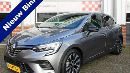 Occasion 2023 Renault Clio V Techno Hatchback | € 20.995 (Eerlijke prijs)