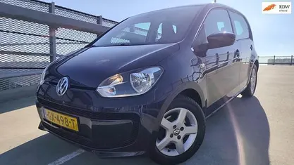 Blauw (metallic) Gebruikt 2015 VW up! move up! Hatchback | € 6.950 (Eerlijke prijs)