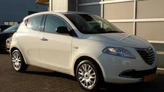 Wit Gebruikt 2012 Lancia Ypsilon Gold Hatchback | € 6.450 (Eerlijke prijs)