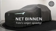 Wit Gebruikt 2020 Volvo XC40 Momentum SUV | € 30.495 (Eerlijke prijs)