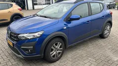 Blauw Gebruikt 2022 Dacia Sandero Comfort Hatchback | € 16.795 (Eerlijke prijs)