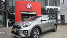 Grijs Gebruikt 2021 Kia Niro Comfort SUV | € 21.690 (Eerlijke prijs)
