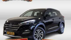 Zwart Gebruikt 2016 Hyundai Tucson Comfort SUV | € 16.425 (Eerlijke prijs)