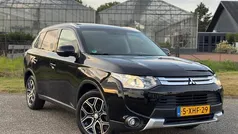 Zwart Gebruikt 2014 Mitsubishi Outlander Instyle SUV | € 12.890 (Eerlijke prijs)