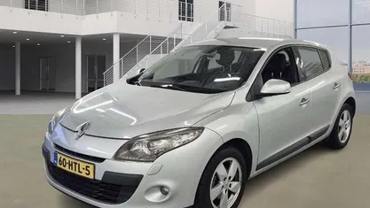 Occasion 2009 Renault Mégane III Dynamique Hatchback | € 3.450 (Eerlijke prijs)