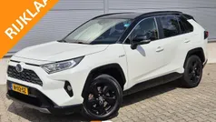Gebruikt 2020 Toyota RAV4 Hybrid SUV | € 31.445 (Eerlijke prijs)