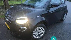 Zwart Gebruikt 2023 Fiat 500e Urban Hatchback | € 14.940 (Super prijs)