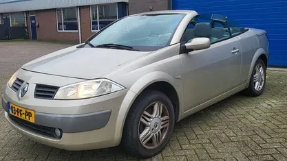 Occasion Renault Mégane Cabriolet Luxe 113 PK (83 kW) 2004 Cabriolet