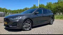 Grijs Gebruikt 2024 Ford Focus ST-Line Stationwagen | € 26.995 (Eerlijke prijs)