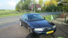 Blauw Gebruikt 1996 Audi A4 Comfort Sedan | € 1.950