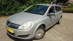 Grijs Gebruikt 2007 Opel Astra Essentia Stationwagen | € 1.499 (Eerlijke prijs)