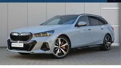 Grijs Gebruikt 2025 BMW 540 Comfort Edition Stationwagen | € 96.450 (Eerlijke prijs)