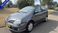Gebruikt 2003 Nissan Almera Tino Acenta MPV | € 1.943 (Eerlijke prijs)