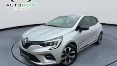 Grijs Gebruikt 2023 Renault Clio V Intens Hatchback | € 18.745 (Goede deal)