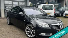 Zwart Gebruikt 2010 Opel Insignia Edition Sedan | € 6.999 (Eerlijke prijs)
