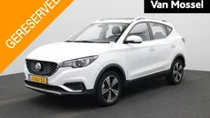 Wit Gebruikt 2020 MG ZS Luxury Sedan | € 15.995 (Eerlijke prijs)