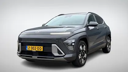 Grijs Occasion 2024 Hyundai Kona Comfort SUV | € 30.744 (Eerlijke prijs)