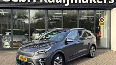 Grijs Gebruikt 2020 Kia e-Niro 3 SUV | € 17.900 (Super prijs)