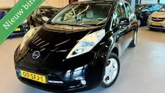 Zwart Gebruikt 2011 Nissan Leaf Base Hatchback | € 4.795 (Eerlijke prijs)
