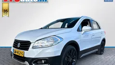 Wit, metallic lak Gebruikt 2015 Suzuki SX4 S-Cross Exclusive SUV | € 12.240 (Eerlijke prijs)