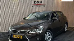 Bruin Gebruikt 2014 Lexus CT200h Hatchback | € 11.440 (Eerlijke prijs)