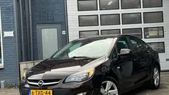 Gebruikt 2014 Opel Astra Sedan | € 7.395 (Eerlijke prijs)